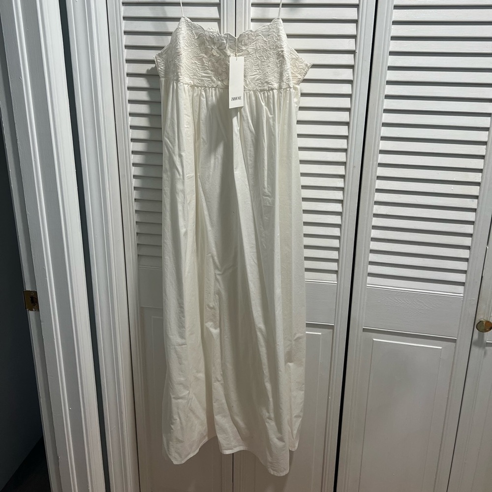 White Lace Maxi night gown with matching robe
